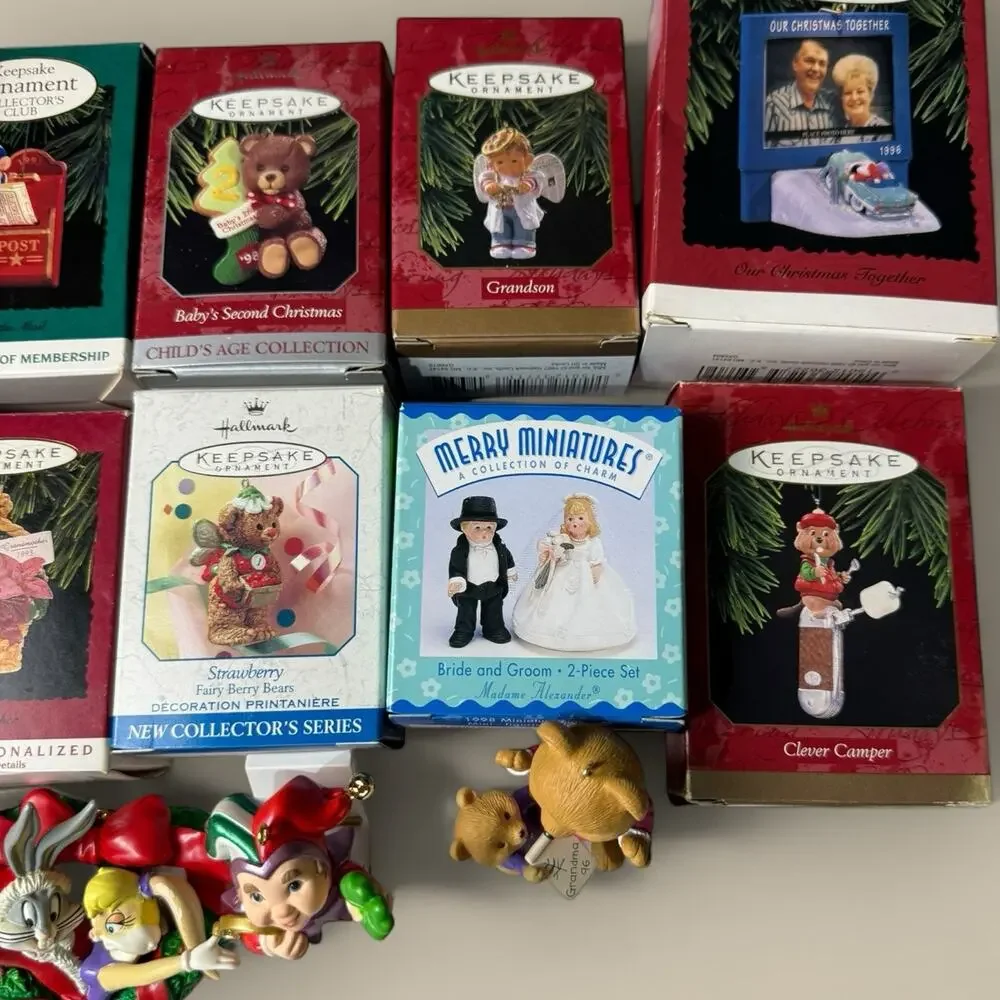 VTG Hallmark Keepsake Ornaments LOT 14 CHRISTMAS ORNAMENTS Grandma Barbie Bears